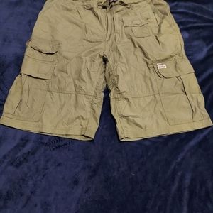 Men olive RockSmith cargo shorts